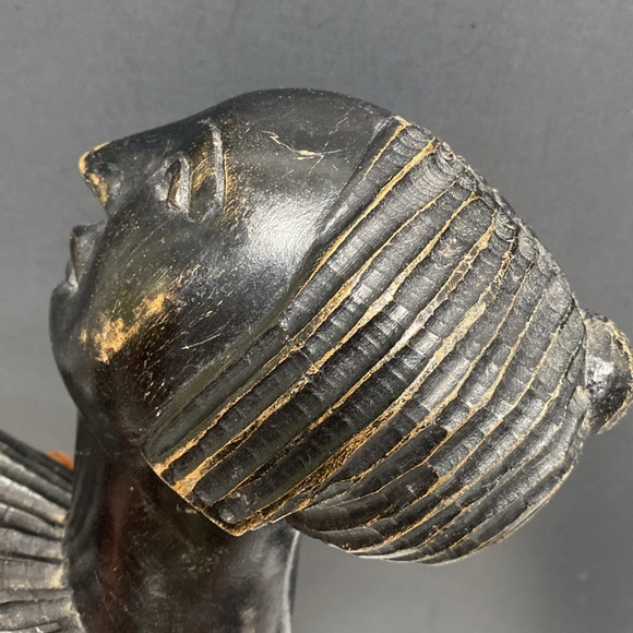 African Hand Carved Ebony Wood Bust Sculptures Tribal Head Set of Two - Picture 10 of 14